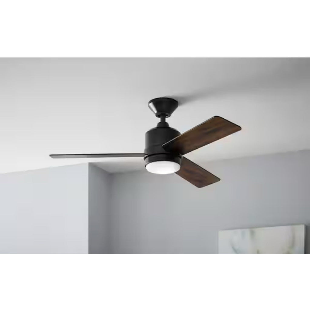 Castlegate 44 in. Indoor Integrated LED Matte Black Ceiling Fan w/light Kit