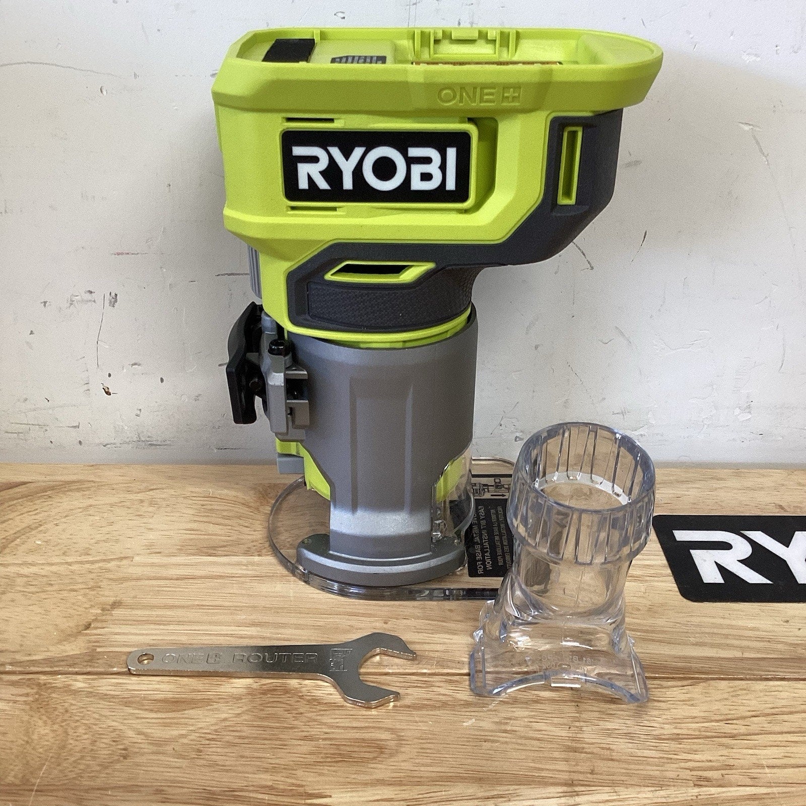 Ryobi ONE+ PCL424B Router Tool Only