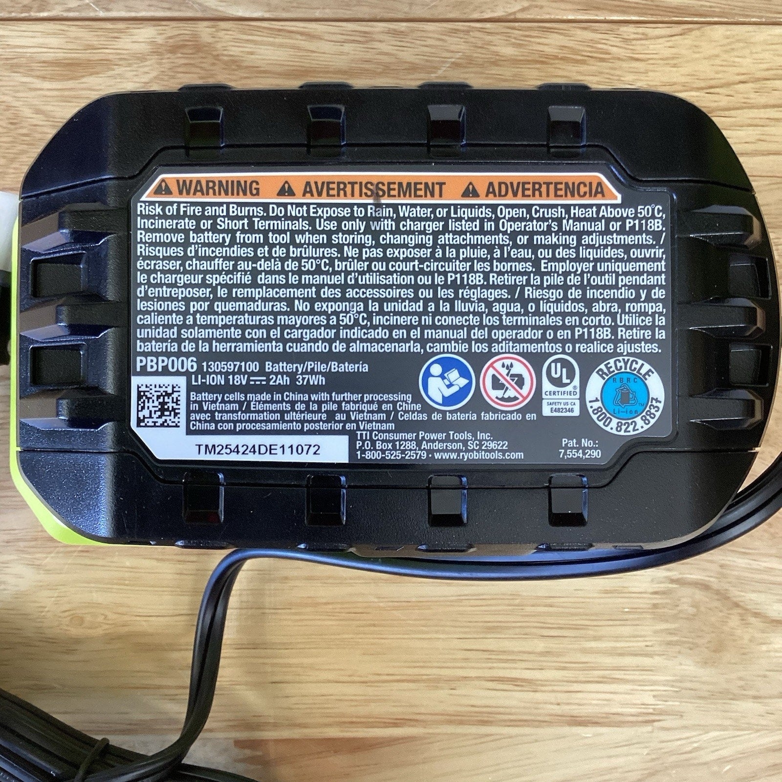 Ryobi PCG002 18V ONE+ Lithium-Ion FAST Battery Charger + 2Ah 18V Battery