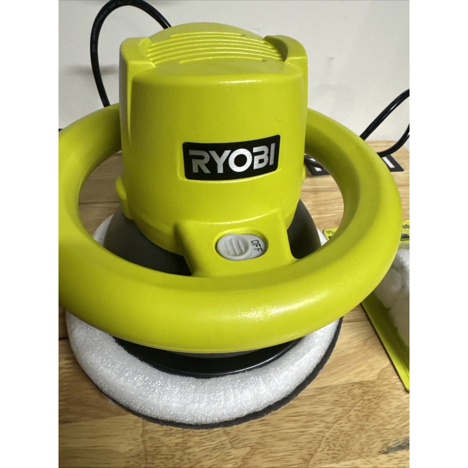 Ryobi ZRRB102G 0.75 Amp 10" Orbital Buffer