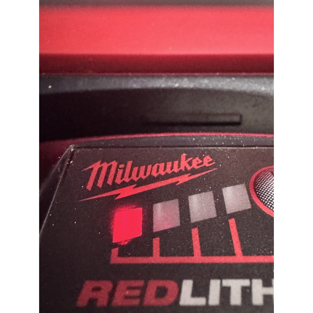 Milwaukee 2792-20 M18 Jobsite Radio Charger Bluetooth USB Tool Only Used