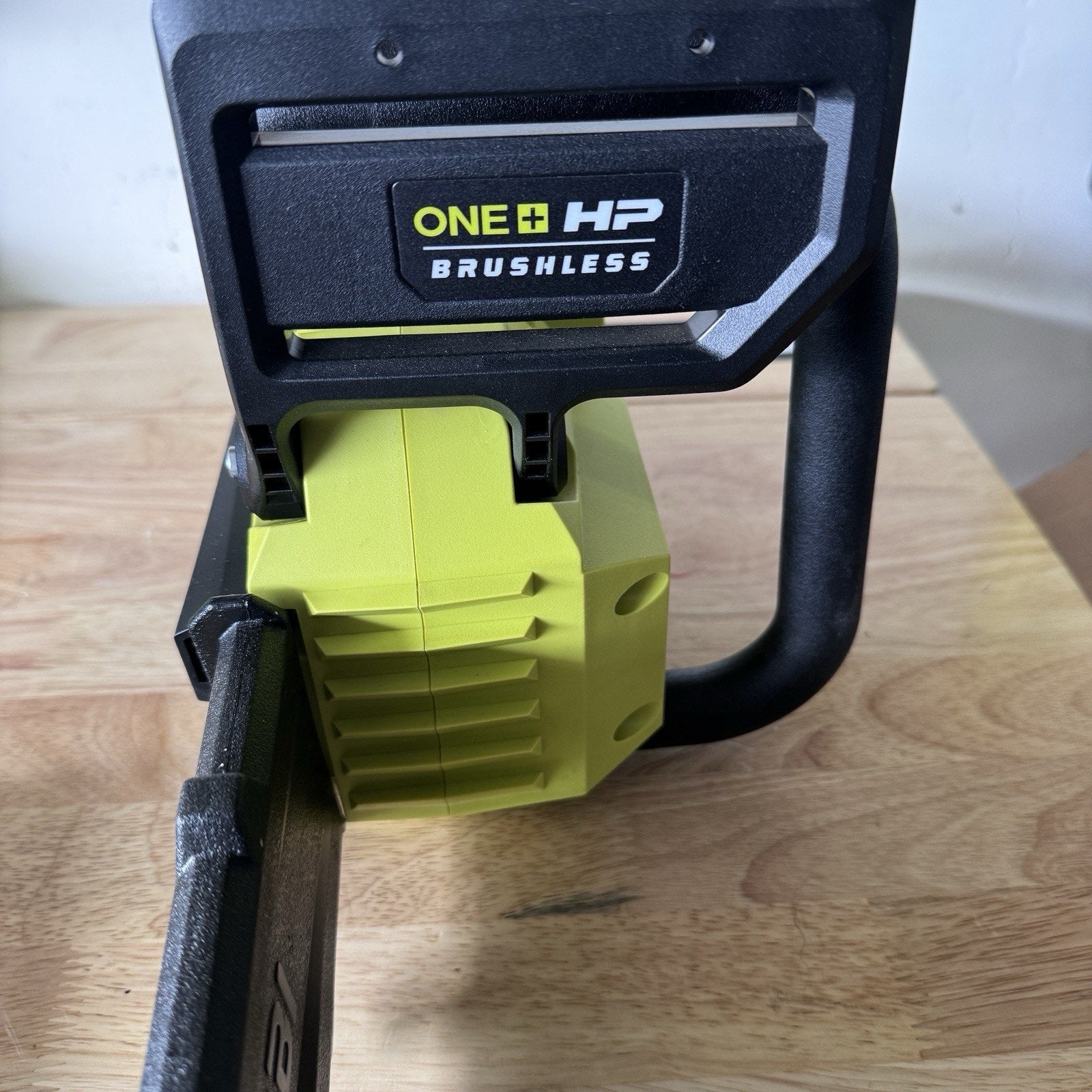 Ryobi ONE+HP 18V 10” 18v Cordless Chainsaw