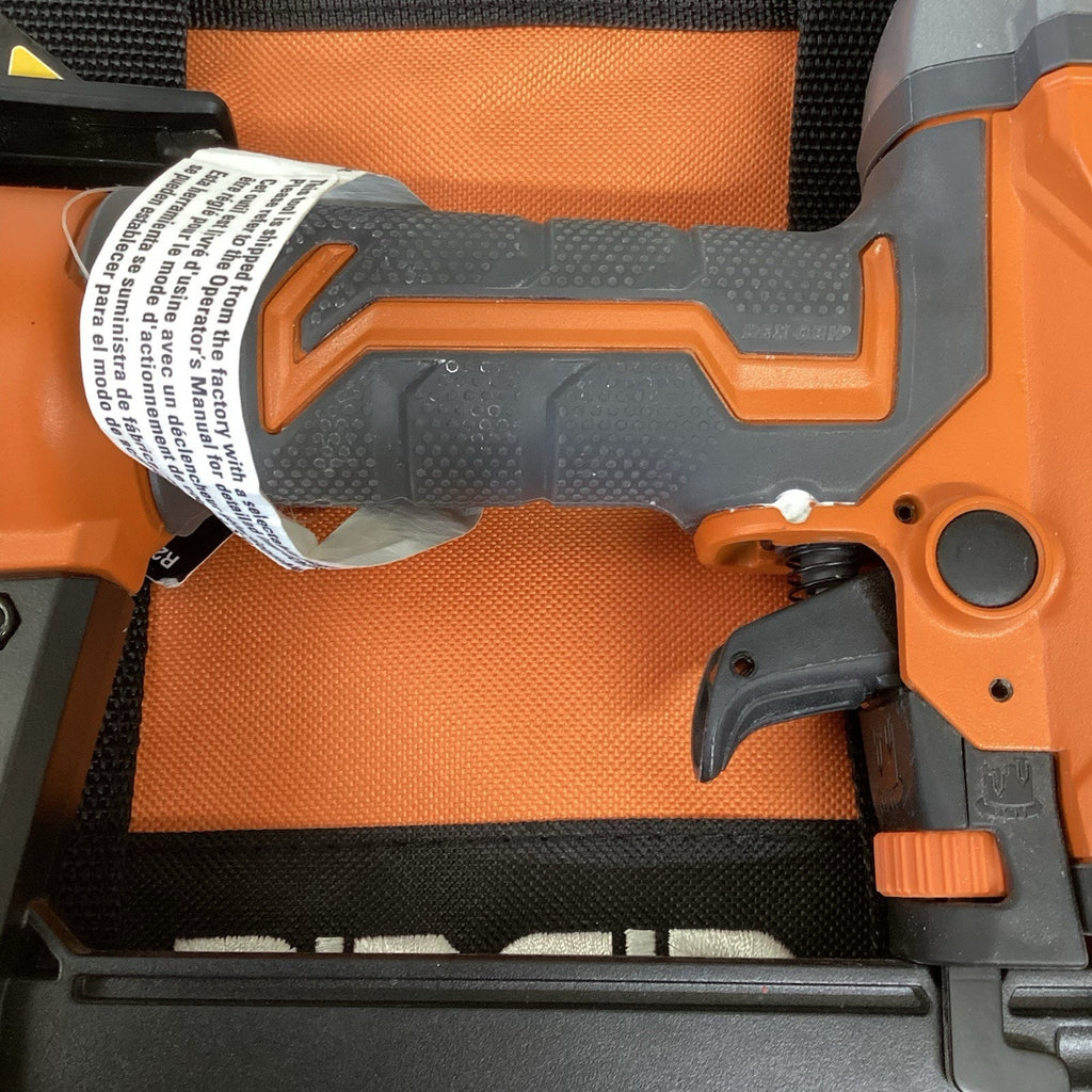 RIDGID R213BNF Brad Nail Gun