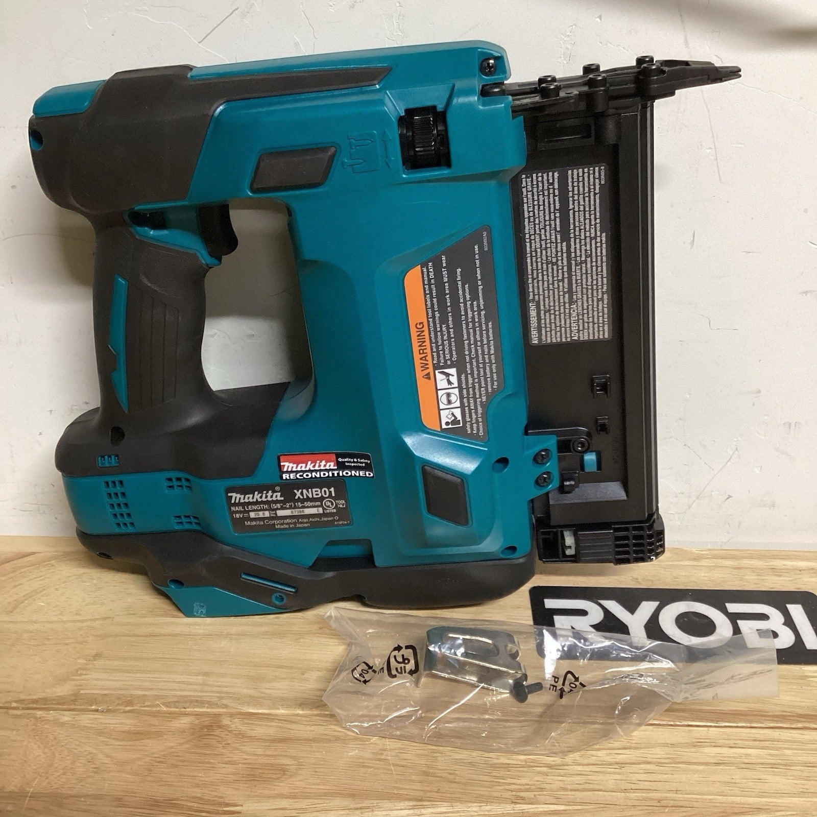 Makita LXT 18V 18 GA Brad Nailer - XNB01 Tool Only