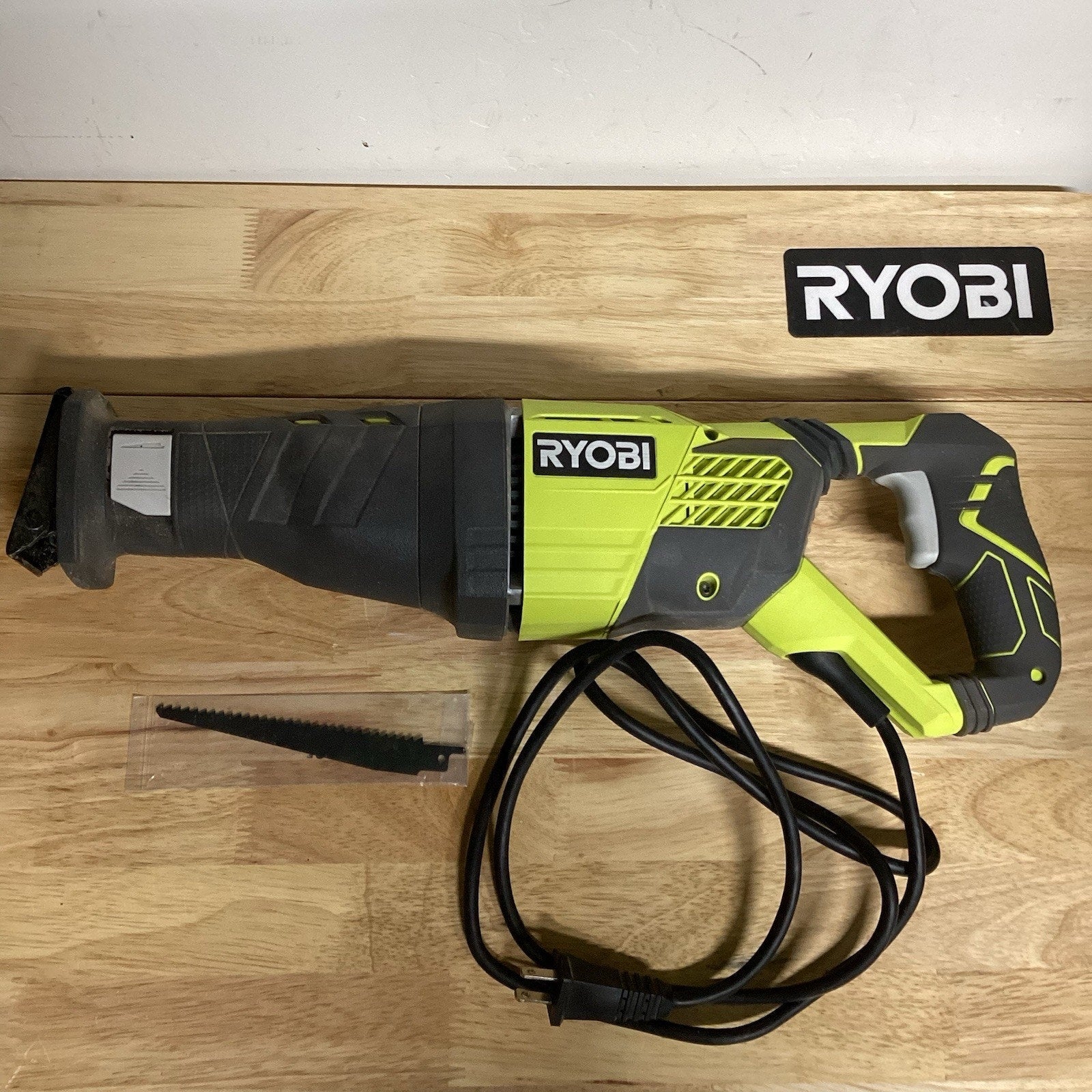 Ryobi RJ186V Reciprocating Saw