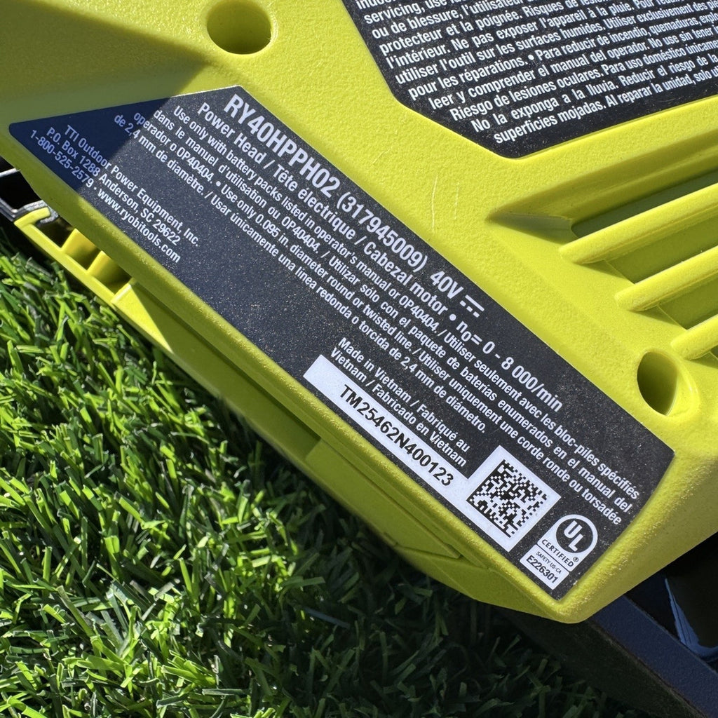 RYOBI RY40HPST02K 40V HP 15 in. String Trimmer Kit 4Ah Open Box
