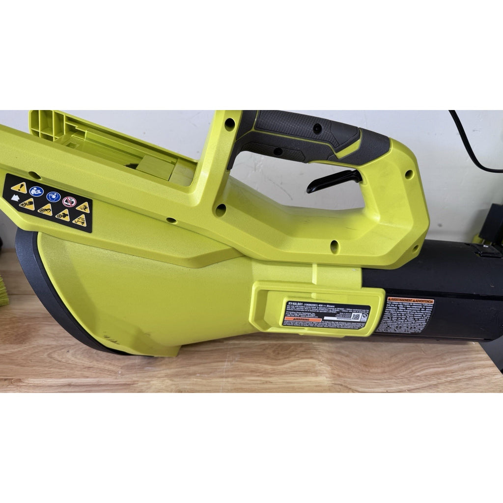 Ryobi RY40LB01 40V 550CFM Cordless Battery Powered Blower (Tool Only)