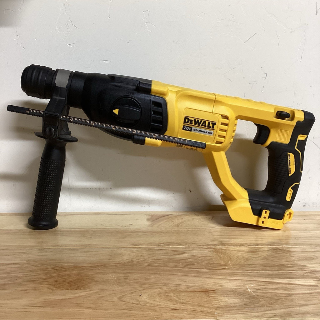 DEWALT DCH133B 20V Max XR Rotary Hammer Drill TOOL ONLY