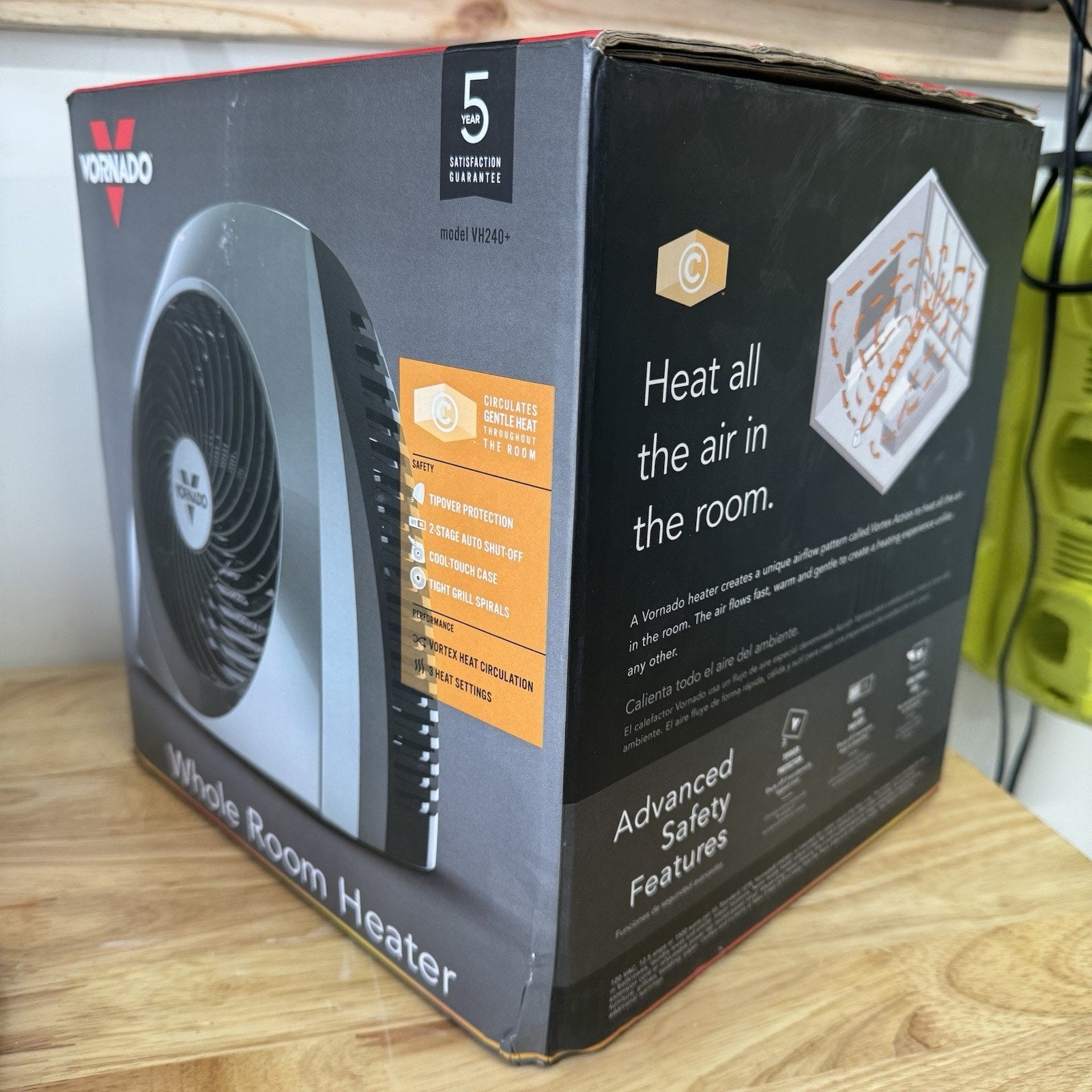 Vornado VH200 1500W Electric Portable Whole Room Heater