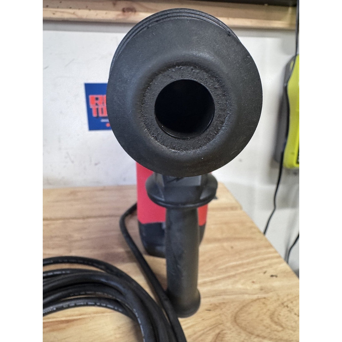 Milwaukee 5517-20 1-9/16 in SDS Max Rotary Hammer 14A AVS w/ Case Used Tested