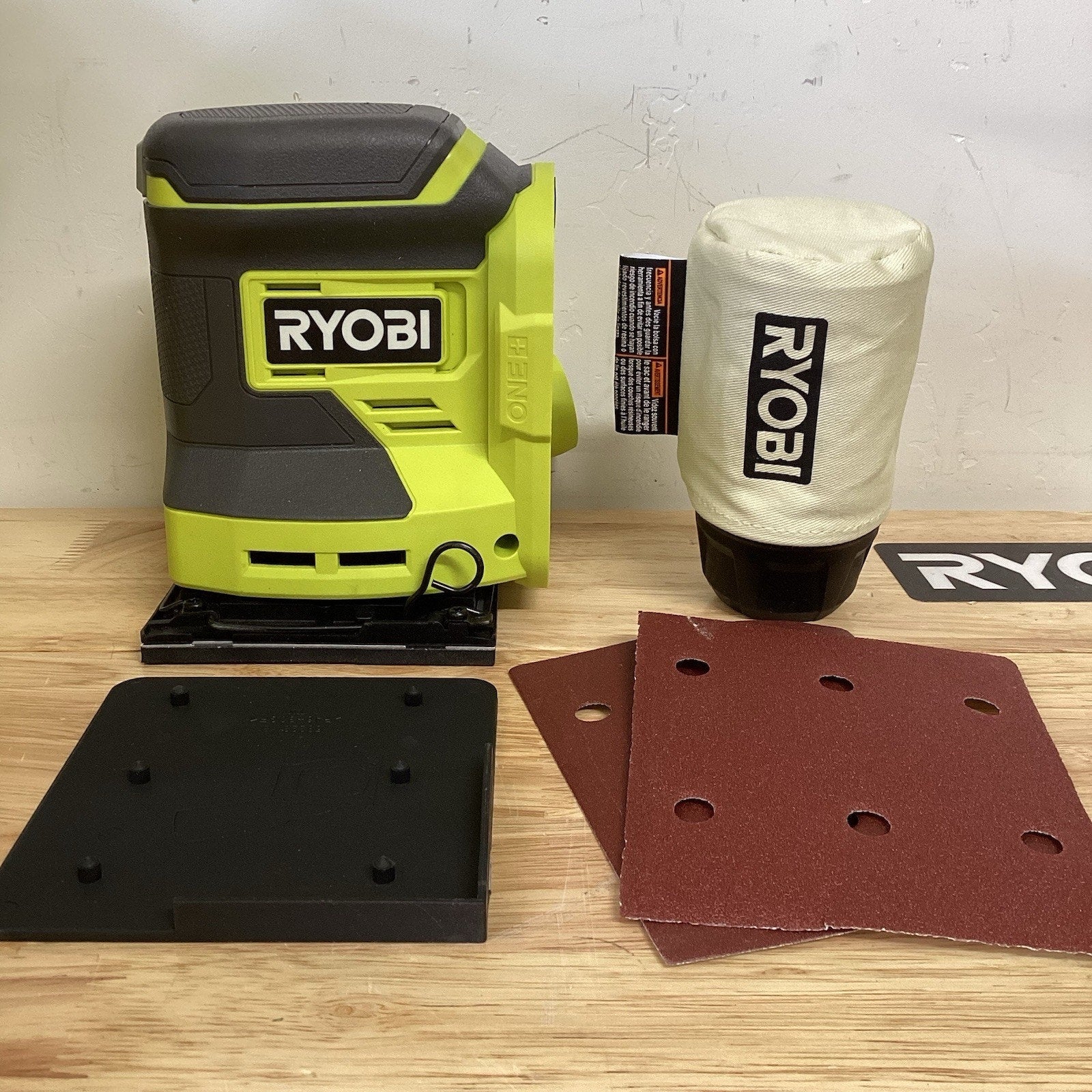 New Ryobi PCL401B - 18V Cordless 1/4 Sheet Sander (Tool Only)