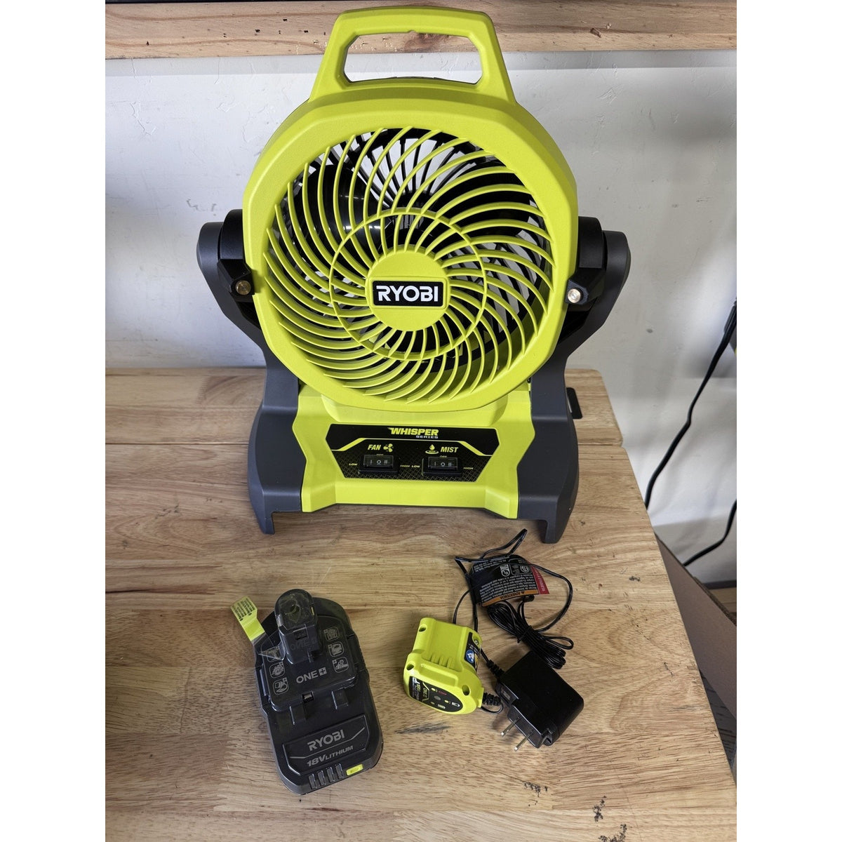RYOBI ONE+ 18V Bucket Top Misting Fan Kit PCL851K Battery Charger OB