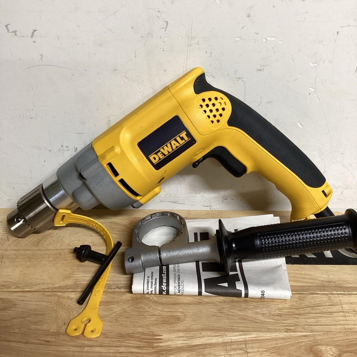 DeWalt DW235G 1/2 in. VSR Corded Drill 7.8A - Used