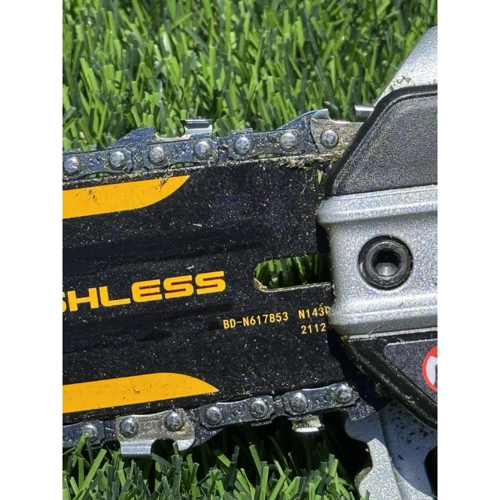 DeWalt DCPS620B Brushless Cordless Pole Saw (Tool Only)