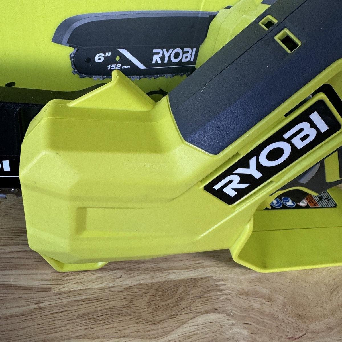 Ryobi PCLCW01B 18V ONE+ 6 in Pruning Chainsaw Tool Only Bar Cover Box