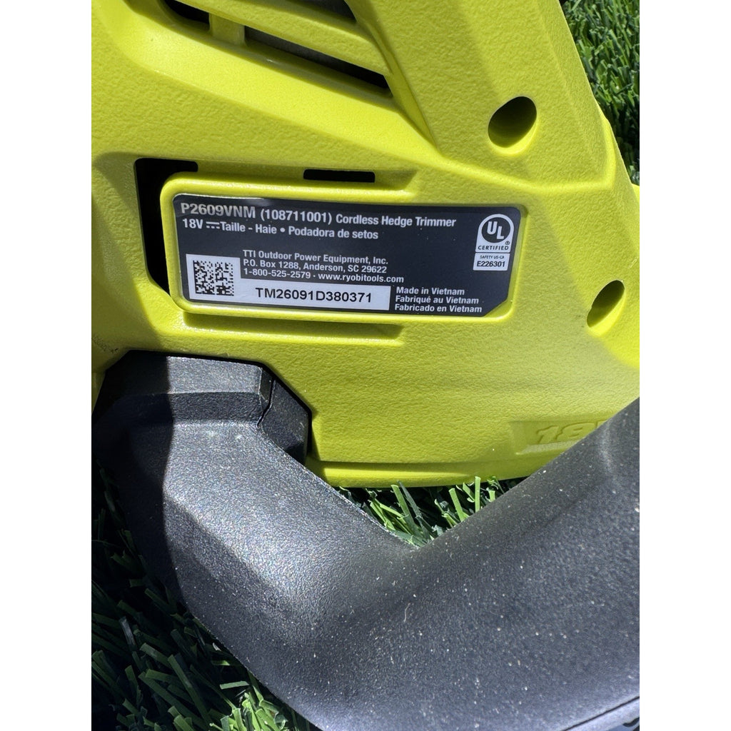 ONE+ 18V 22 in. Lithium-Ion Cordless Hedge Trimmer with 2.0 Ah Battery and Charg