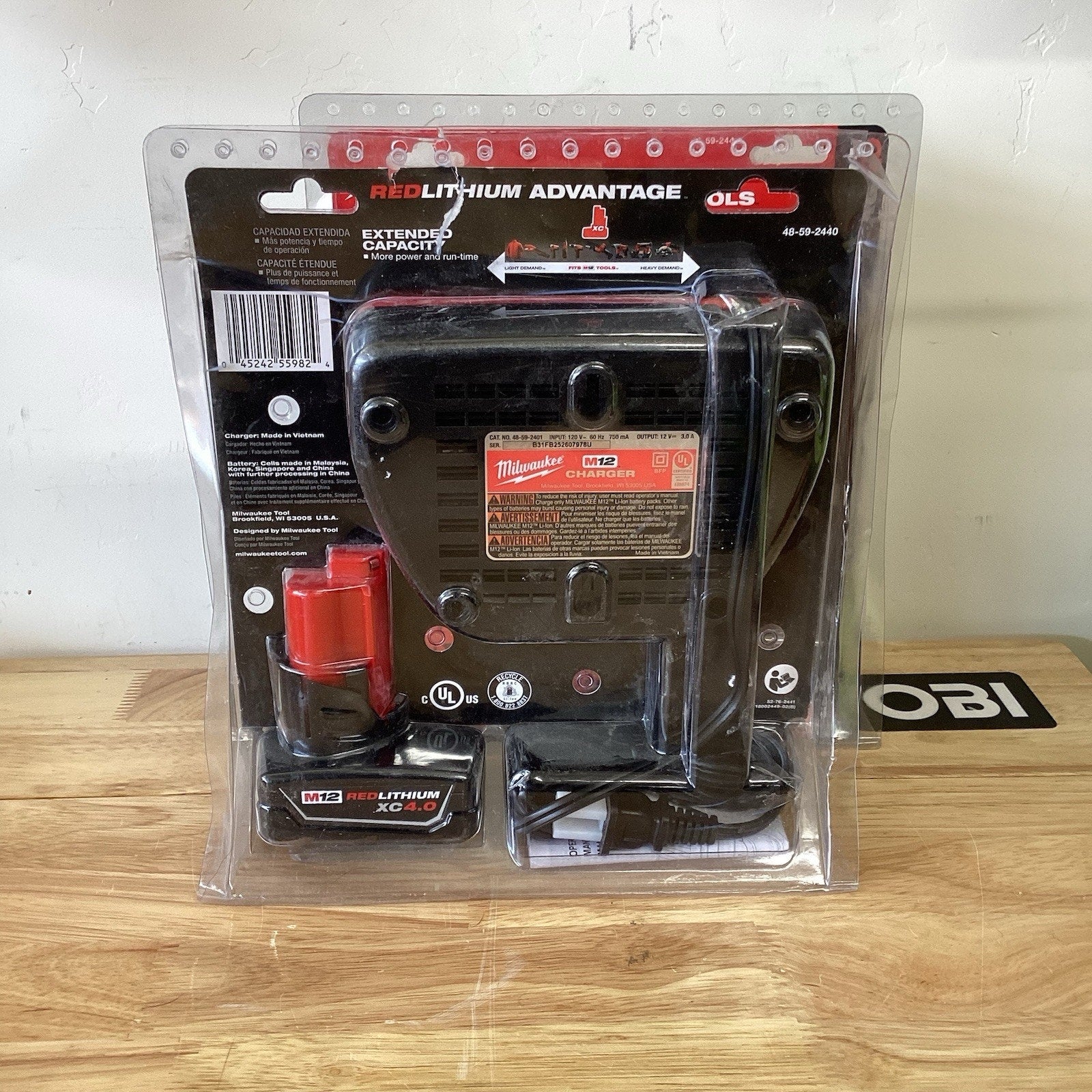 Milwaukee 48-59-244 Lithium-Ion Battery - Red (48-59-2440)