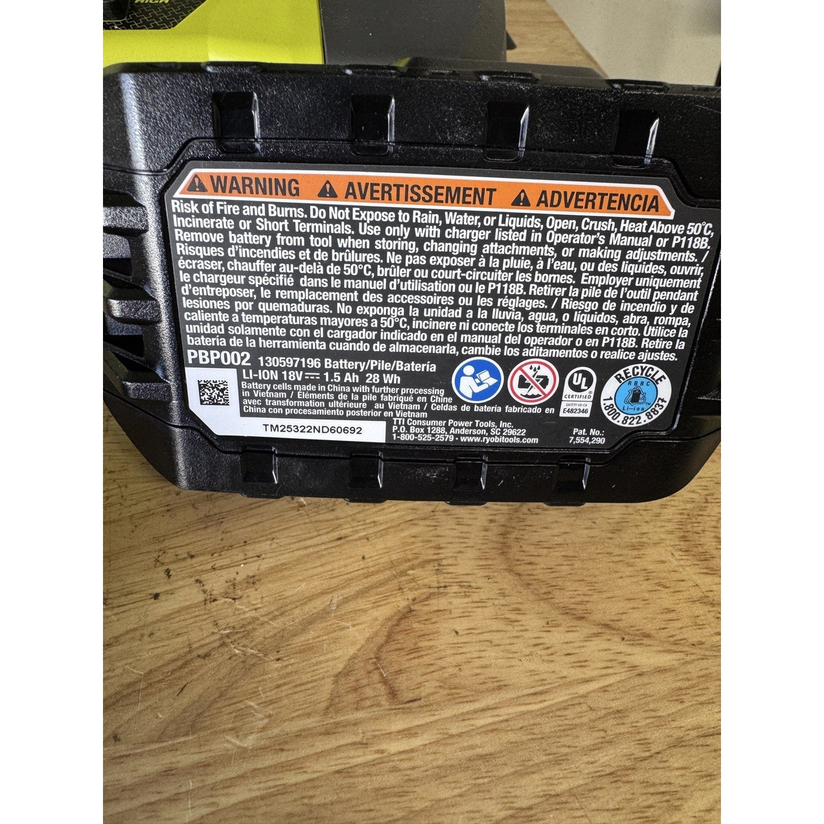 RYOBI ONE+ 18V Bucket Top Misting Fan Kit PCL851K Battery Charger OB