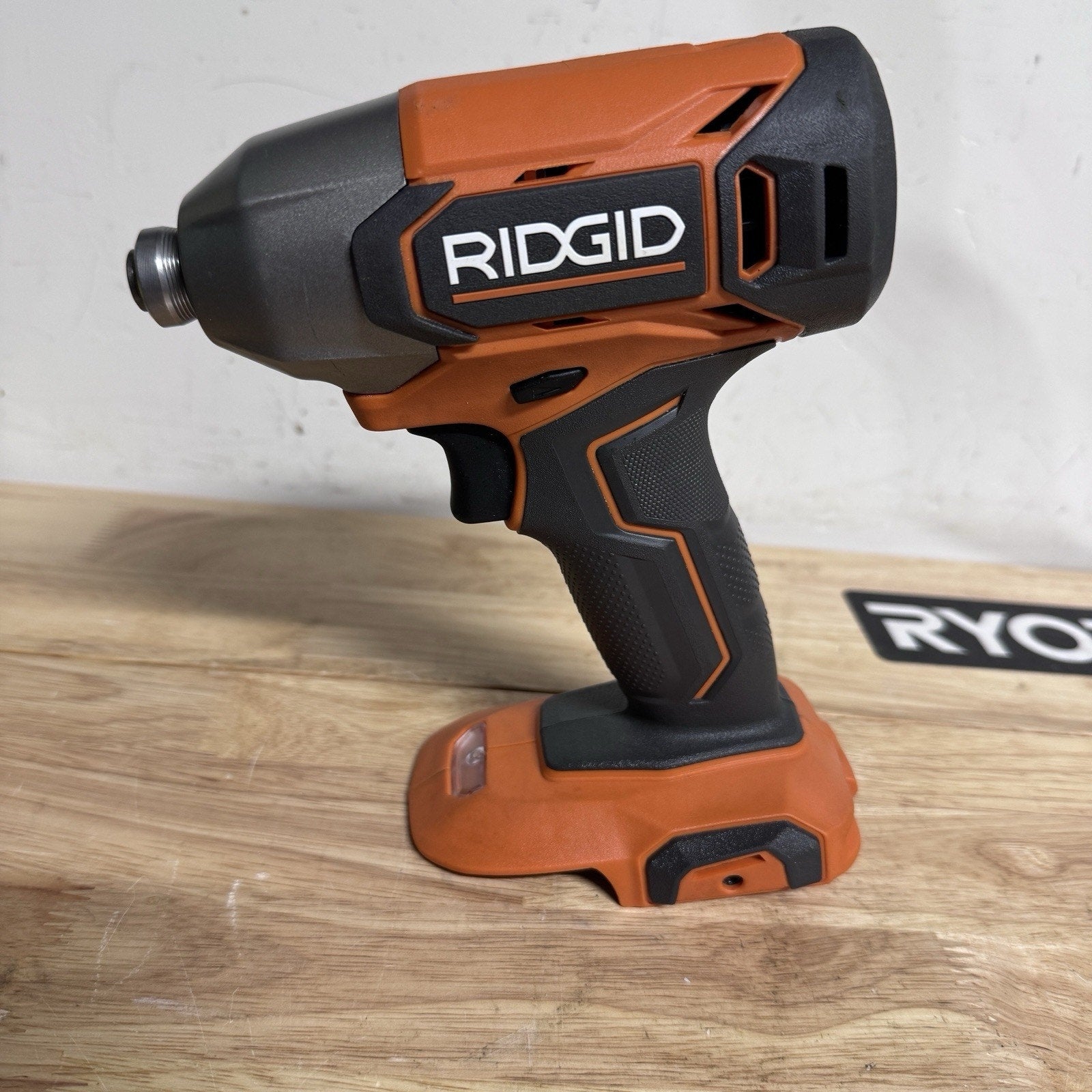 Ridgid 18-Volt 18V 1/4" Hex Impact Driver R860021 (Tool Only)