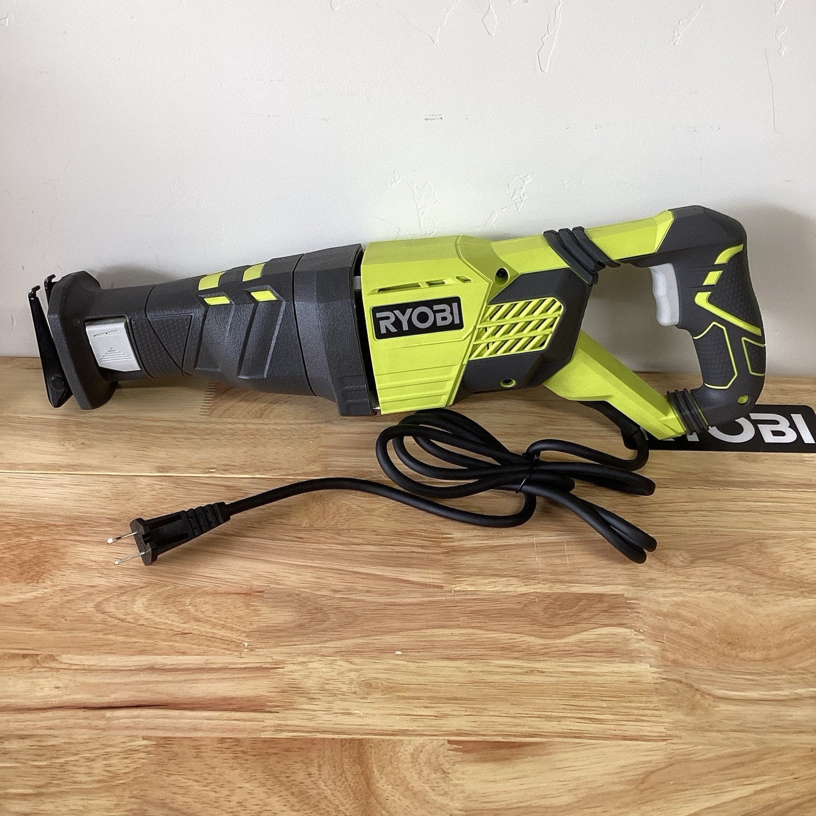 Ryobi RJ186V Reciprocating Saw