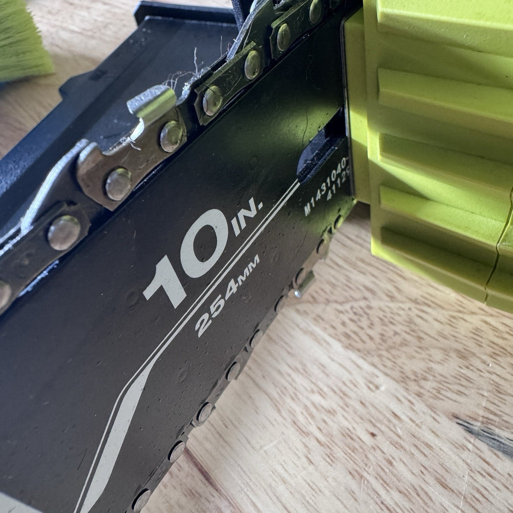 Ryobi ONE+HP 18V 10” 18v Cordless Chainsaw