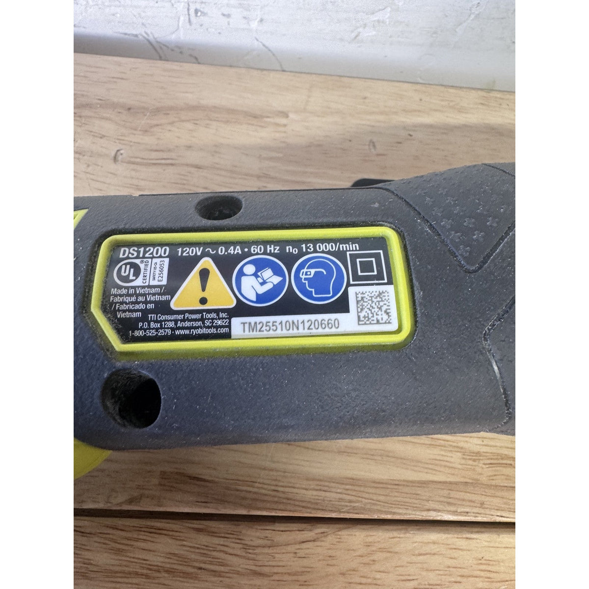 Ryobi DS1200 CORDED Detail Sander 0.4 Amp Lightly Used With Box Sandpaper