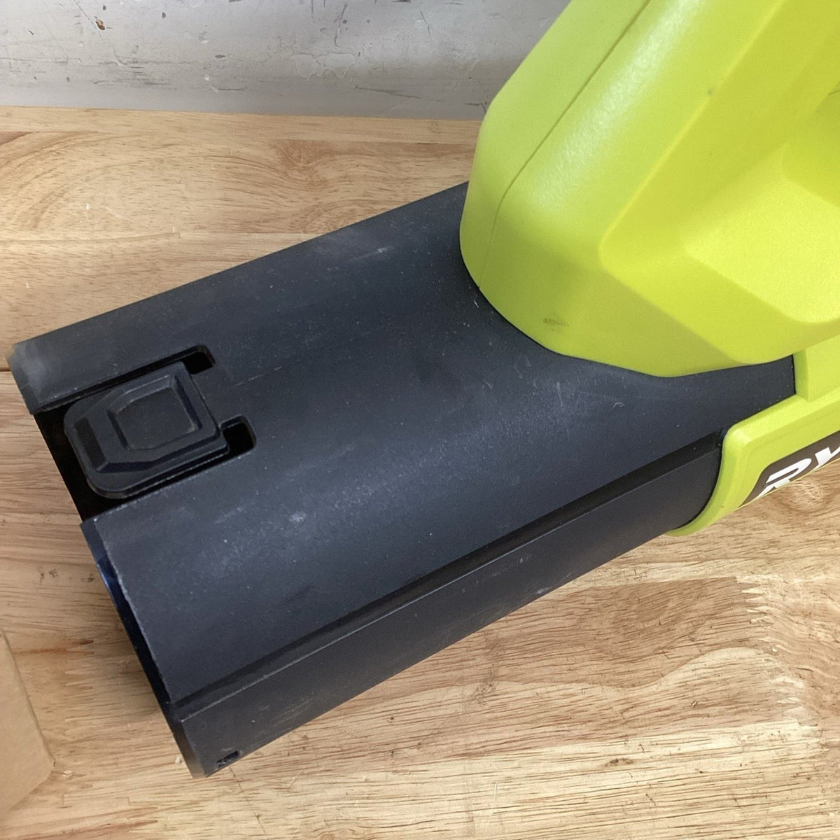Ryobi 40V 550 CFM Blower Kit w/ 4.0Ah Battery & Charger - Used