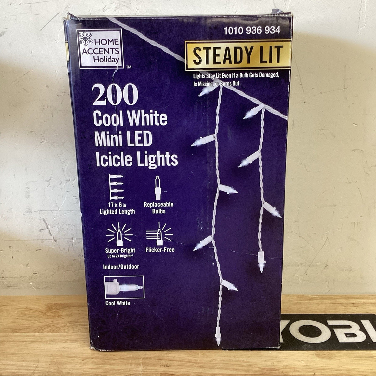 Home Accents Holiday 200 Cool White Mini LED Icicle Steady Lit Christmas Lights