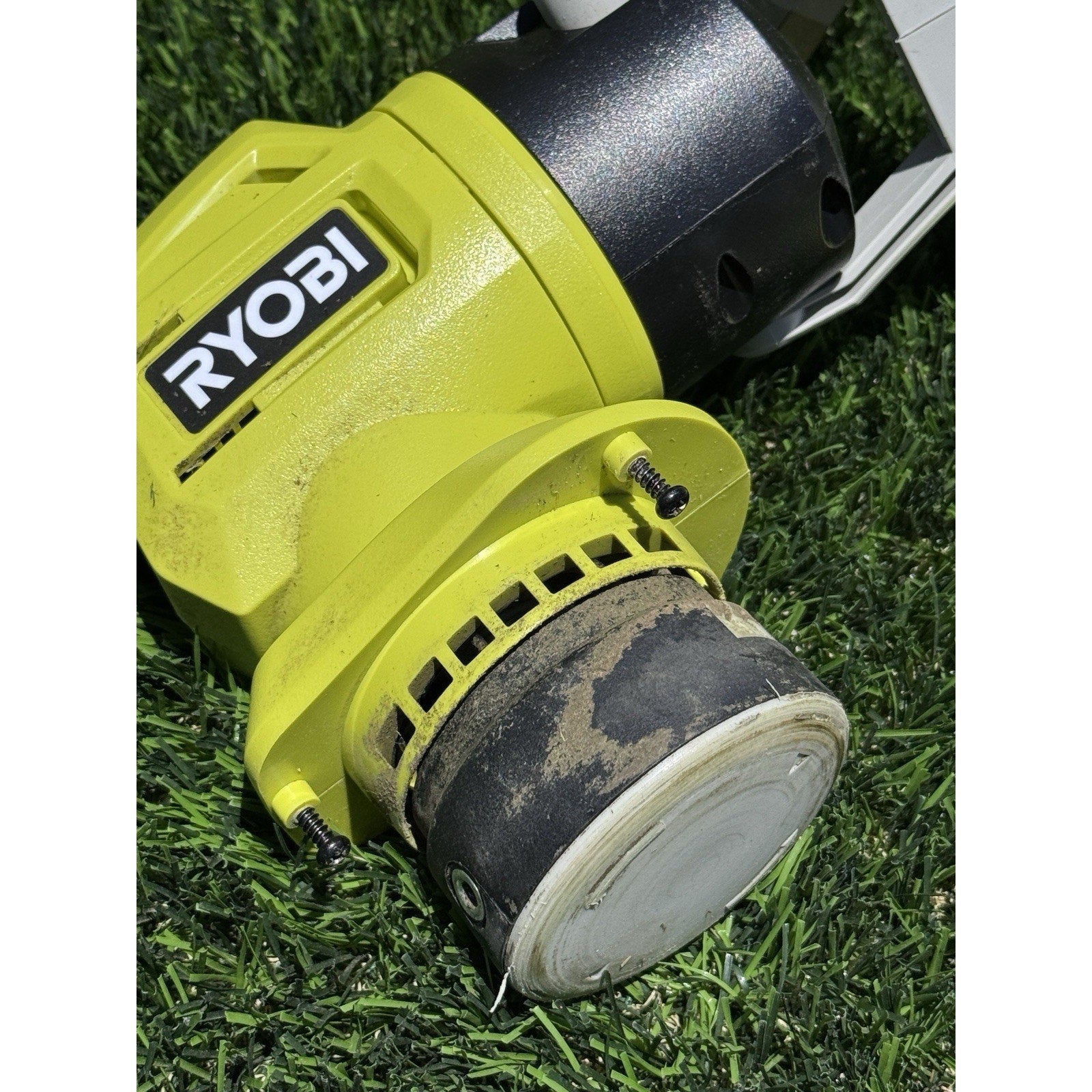 RYOBI ONE+ 18V String Trimmer/Edger, Jet Fan Blower with Battery & Charger