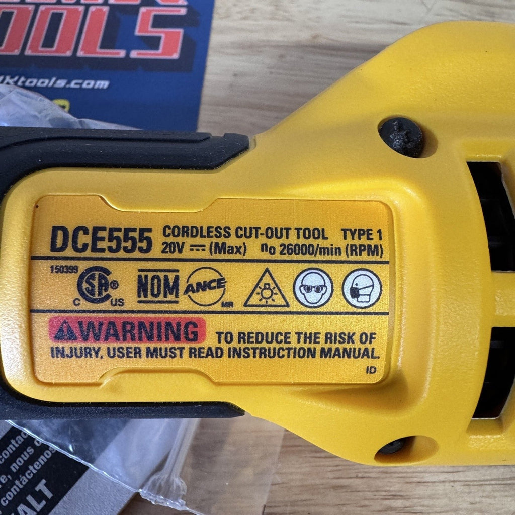 DeWalt DCE555 20V MAX XR Brushless Drywall Cut-Out Tool Tool Only Tested