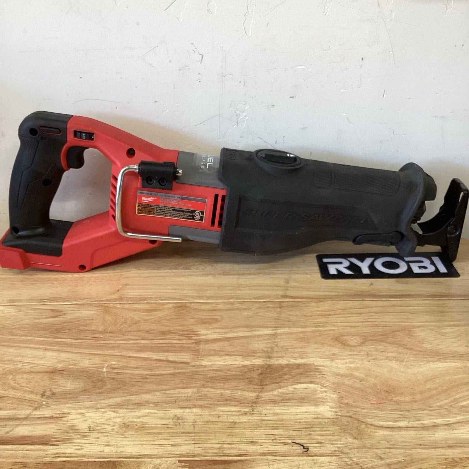 Milwaukee M18 FUEL SUPER SAWZALL 18V Reciprocating Saw - Red (2722-20)