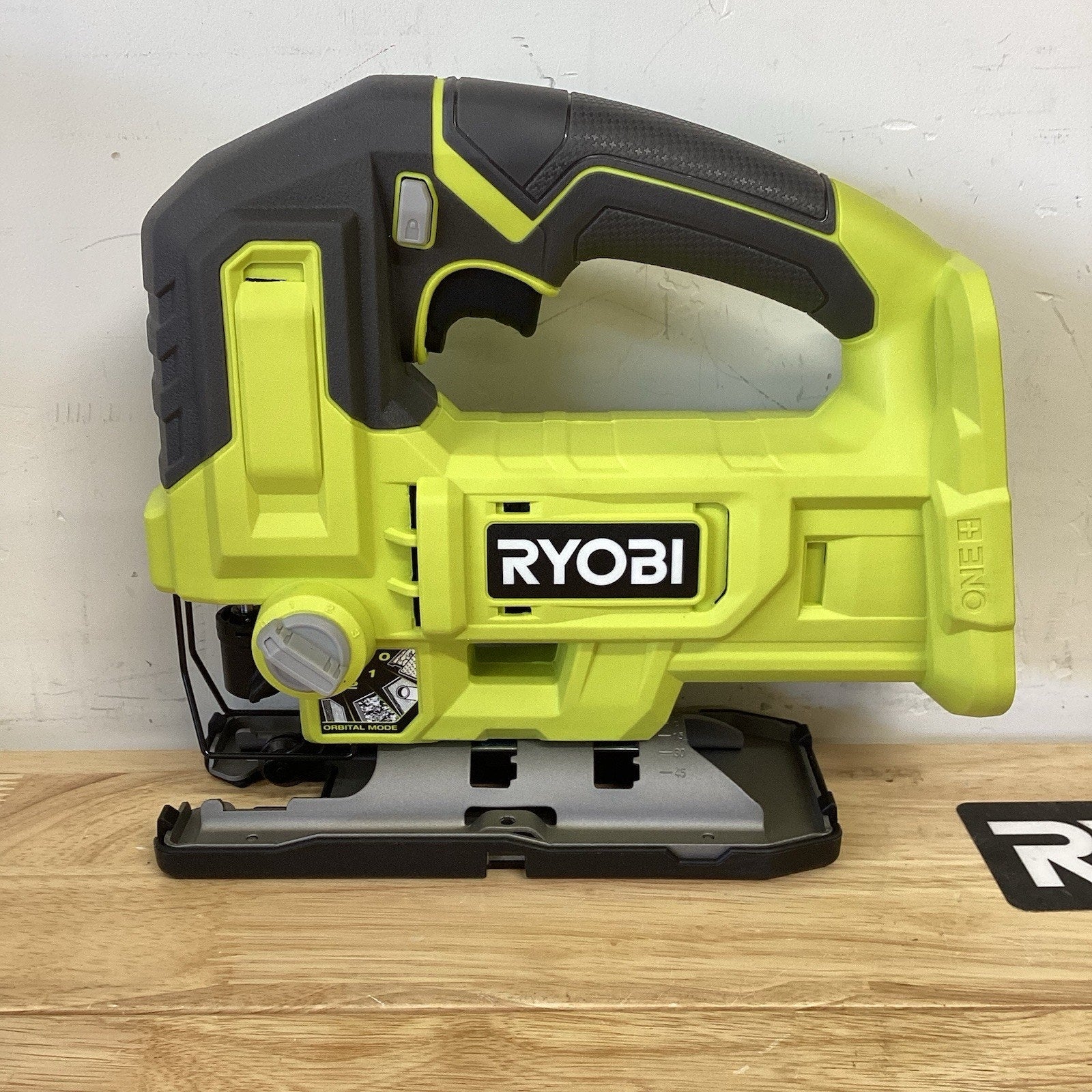 RYOBI ONE+ 18V Cordless Jig Saw Tool Only PCL525B
