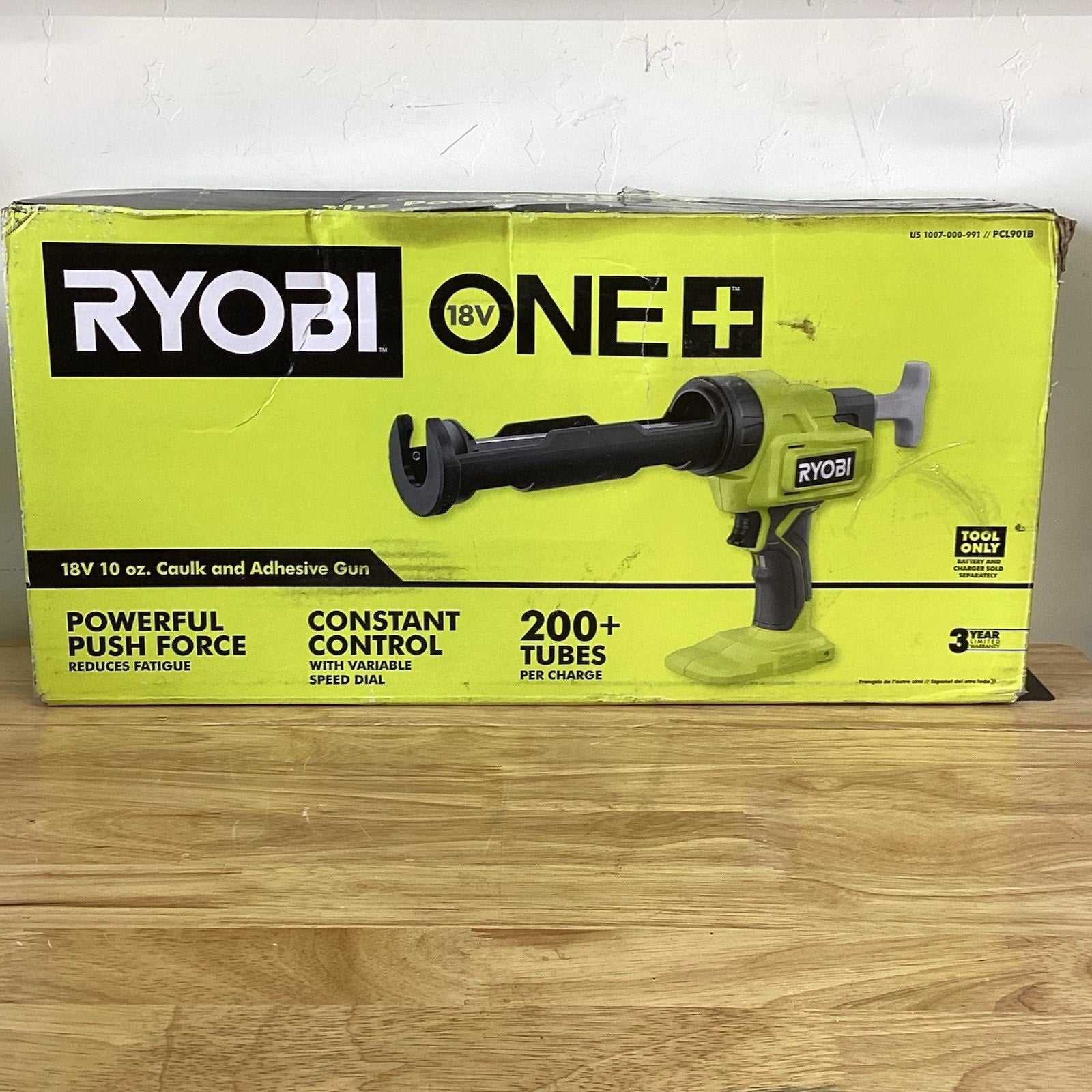 New Ryobi PCL901B - ONE+ 18V Cordless 10 oz. Caulk & Adhesive Gun (Tool Only)