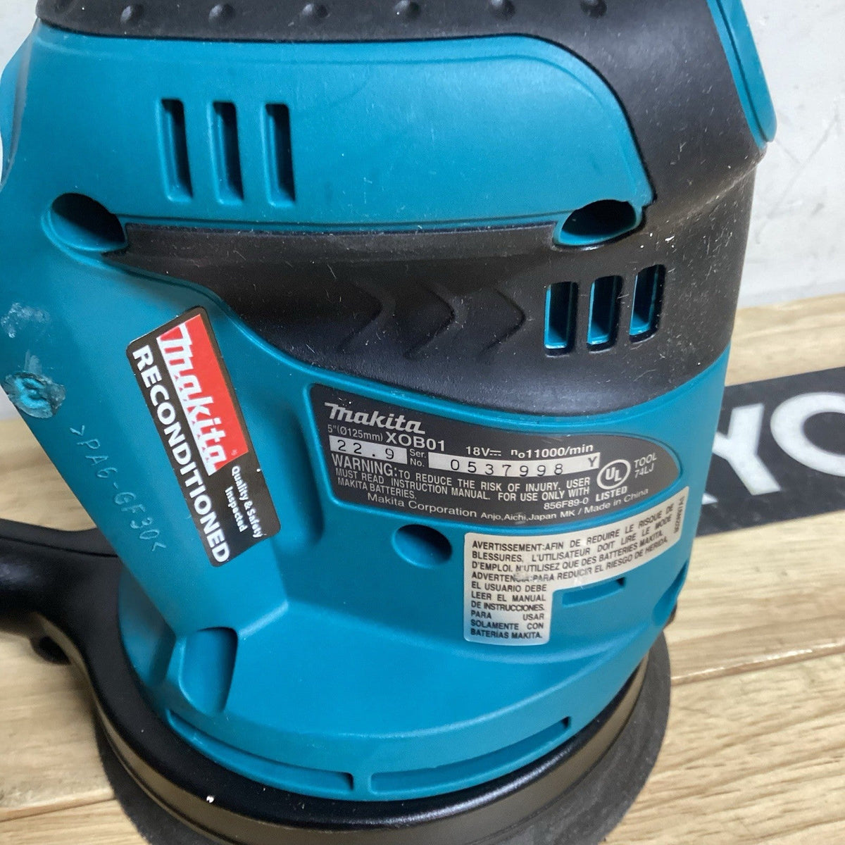Makita XOB01Z - 18v Powered Orbital Sander Tool Only *Factory Reconditioned*
