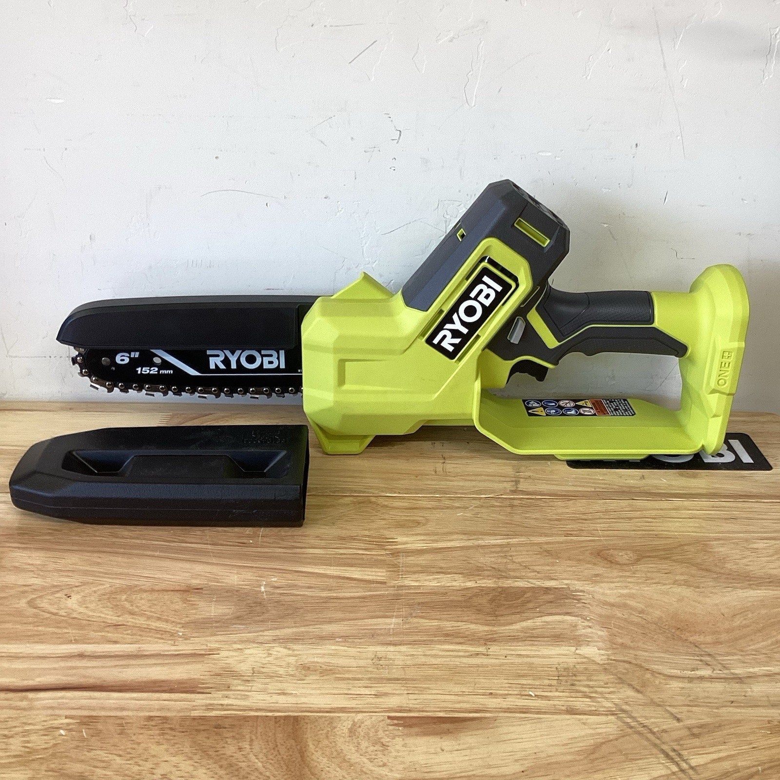 RYOBI 18V Compact Pruning Mini Chainsaw 6" Cordless (Tool Only) PCLCW01B Trimmer