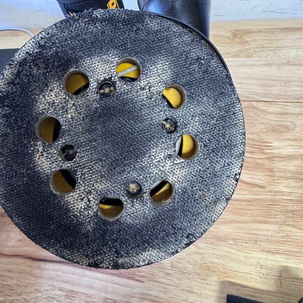 Dewalt 5” orbital sander